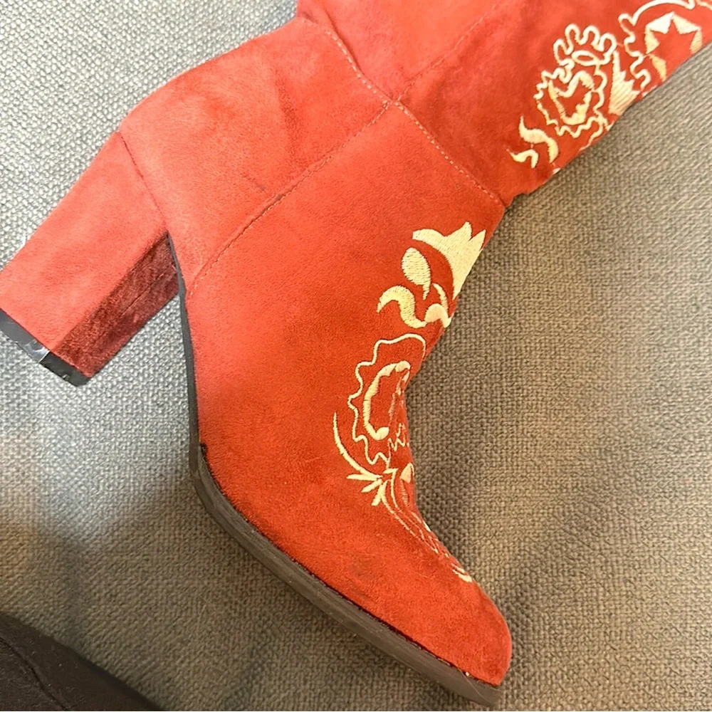 Kala Vella Rust Red Embroidered Suede Knee-High Heeled Boots - Picture 11 of 12